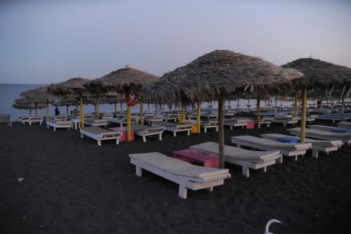 Hotel Perissa Bay