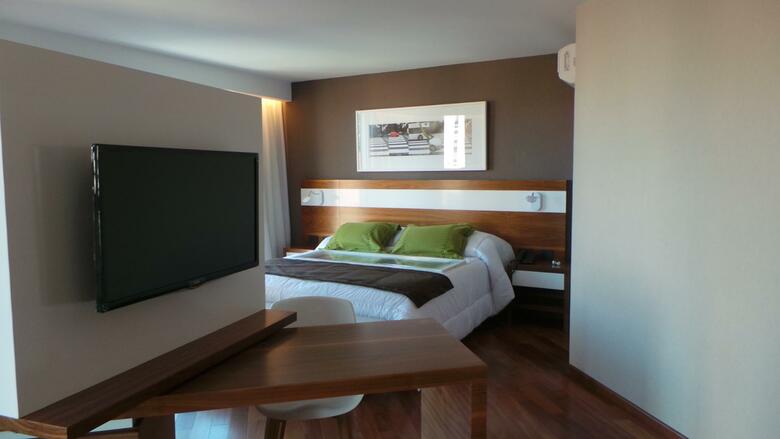 Yrigoyen 111 Hotel