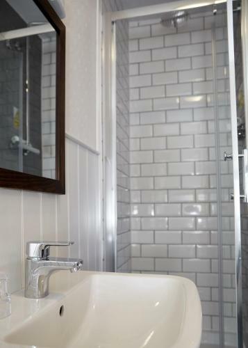 Hotel The Spyglass & Kettle By Good Night Inns