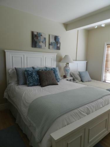 The Stone Gate Inn Bed & Breakfast