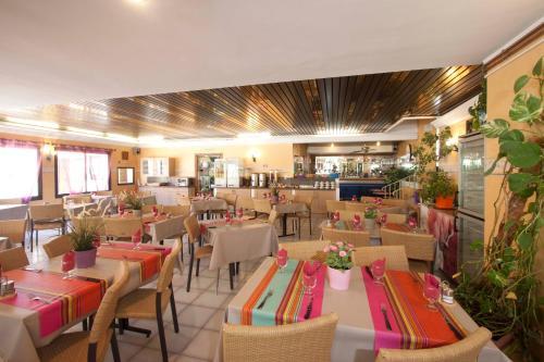 Hotel H�tel La Croix De Malte