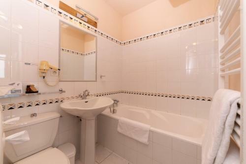 Hotel Ch�teau De La Gressi�re - Terre De Jade