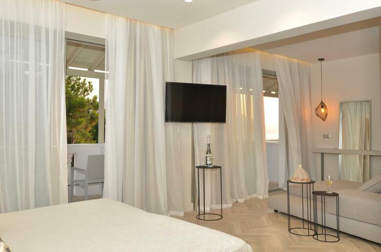 Hotel Ino