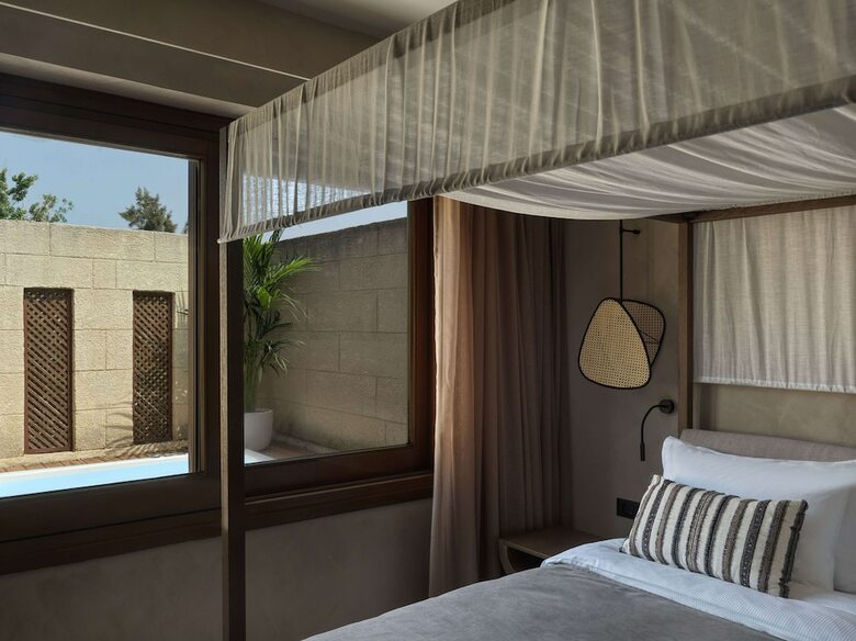 Hotel Lindian Village