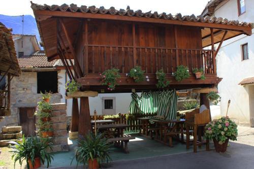 Agroturismo Casa Rural La Riba