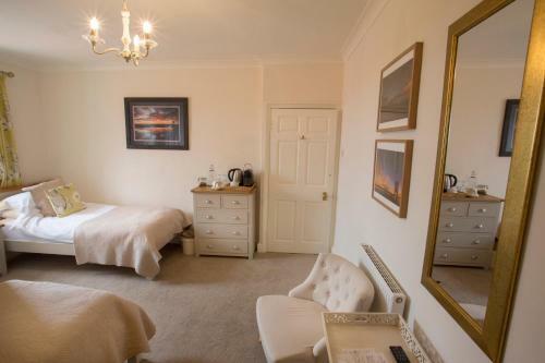 Bed & Breakfast Market Cross Guest House