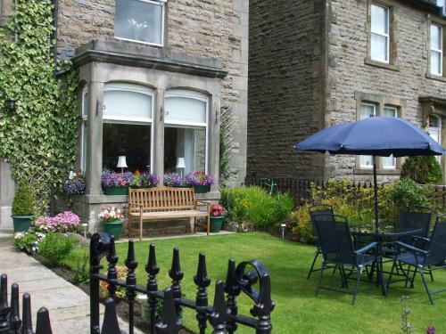Bed & Breakfast Ebor House