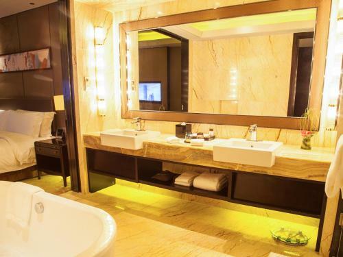 Hotel Yinchuan International Convention Centre