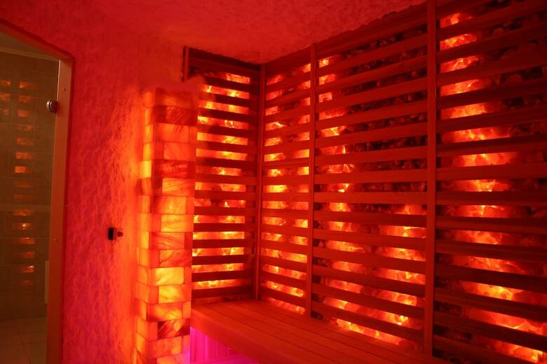 Holiday Beach Budapest Wellness Hotel With Sauna Park