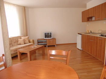 Hotel Elit 2 (.)