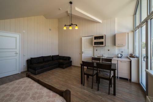 Hostal Baltas Namas
