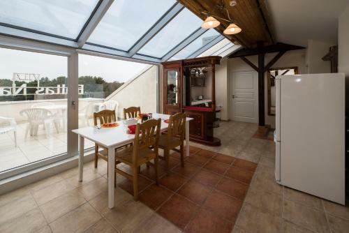 Hostal Baltas Namas