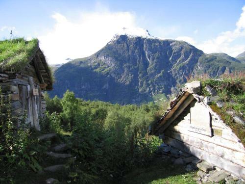 Apartamento Fjelltun Camping
