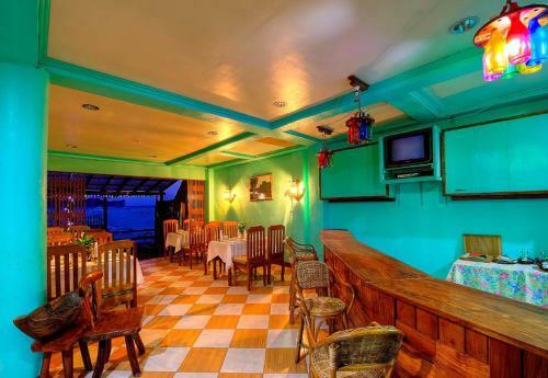 Hotel Lally And Abet Beach Cottages