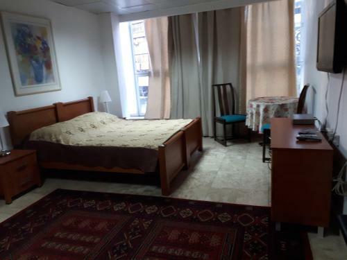 Hostal Guest House Molayem