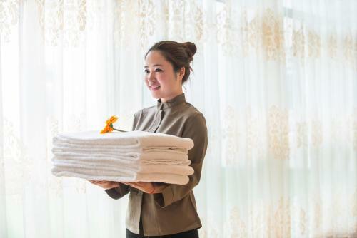 Vienna Hotel Zhongkai Road Branch