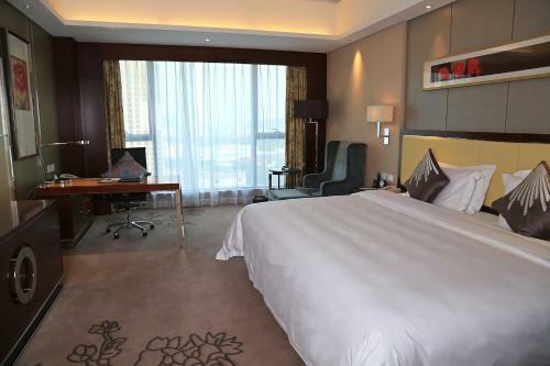 Guangzhou Changfeng Gloria Plaza Hotel