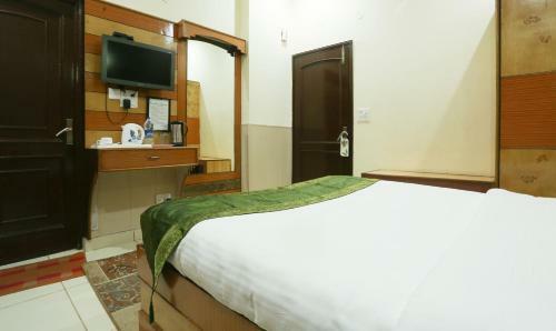 Hotel Moon Walk Residency