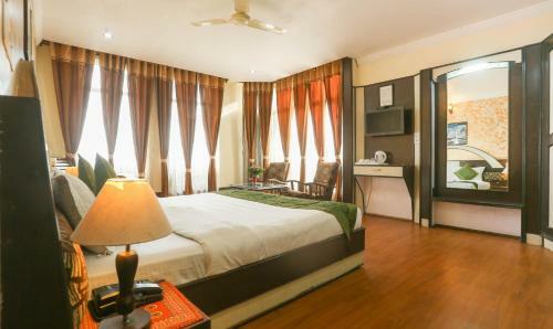 Hotel Moon Walk Residency