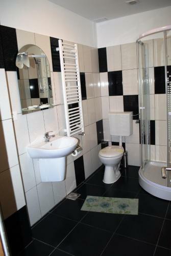 Hostal Casa Tineretului