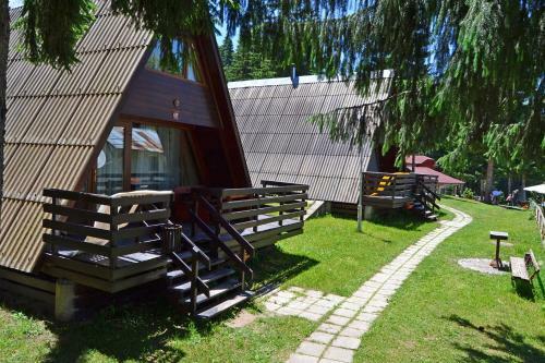 Hotel Romantica Forest Holiday Village