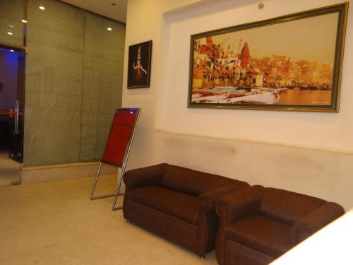 Hotel Janhvi International