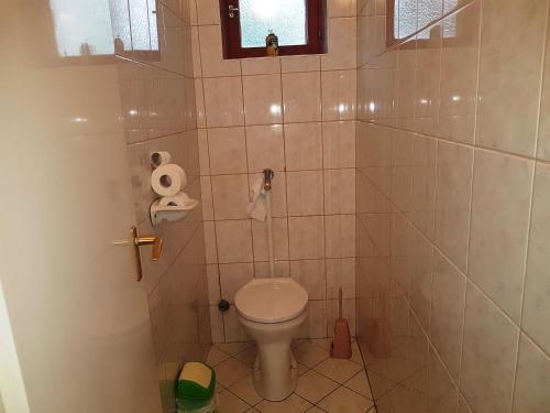Hostal Vir�gos Vend�gh�z
