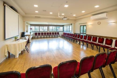 Hotel Zohar Badeshe