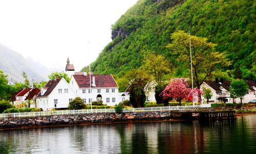 �ren Hotel