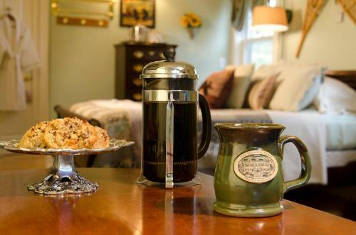 A G Thomson House Duluth Bed And Breakfast