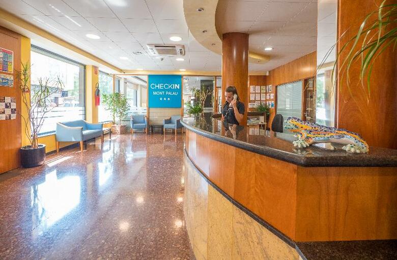 Hotel Checkin Mont Palau