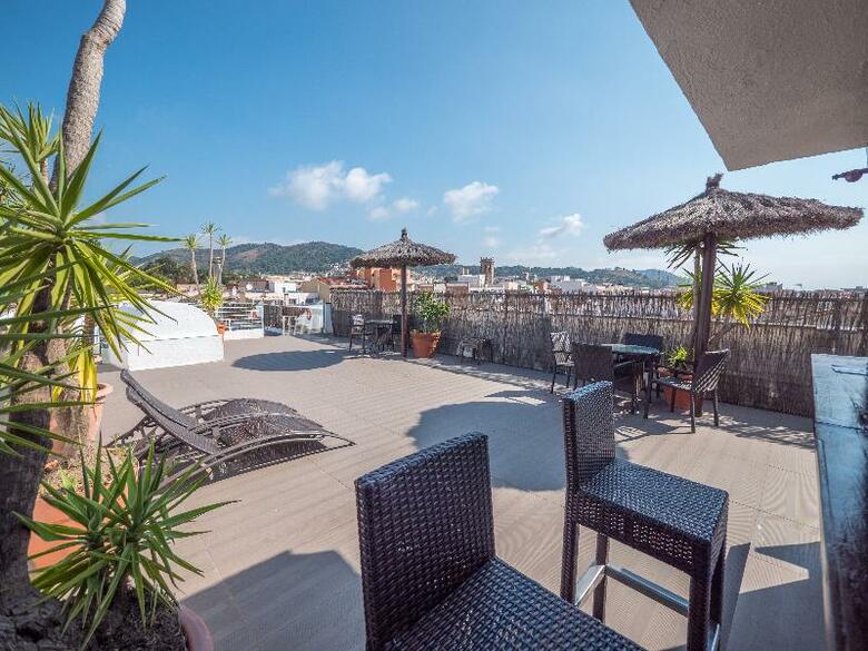 Hotel Checkin Mont Palau