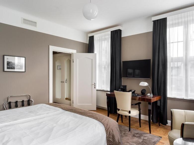 Hotel Borg