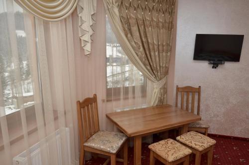 Hotel Gorniy Kristal