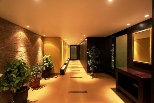 Hotel Brijwasi Royal