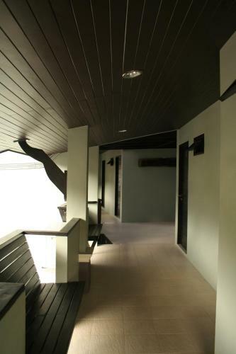 Hostal Lamoon Lamai House