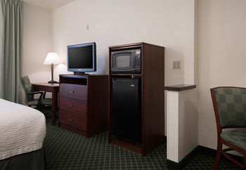 Hotel Fairfield Inn By Marriott Tracy