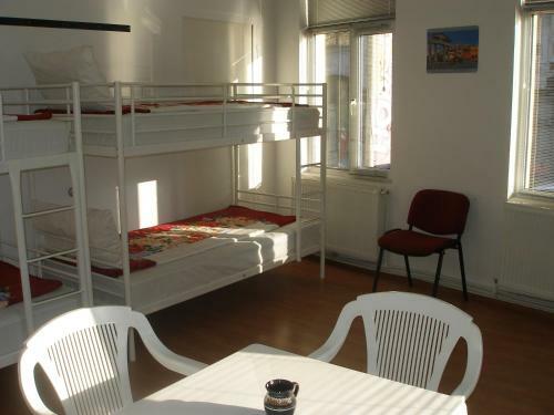 Kretan Hostel