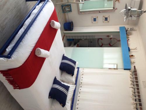 Hostal Villa Surprise