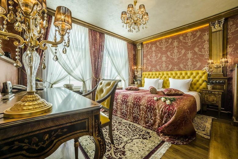 Imperial Hotel & Restaurant