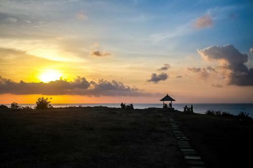 Balangan Sea View Bungalow