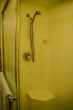 The Lodge At Duck Creek