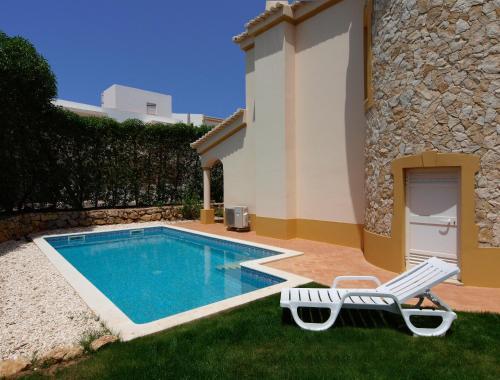 Hostal Oasis Parque Country Club
