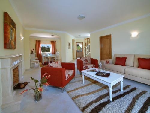 Hostal Oasis Parque Country Club