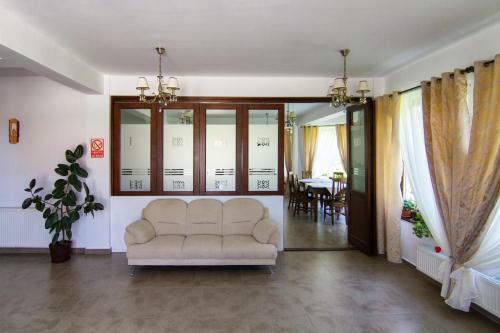 Hostal Pensiunea Casa Anca