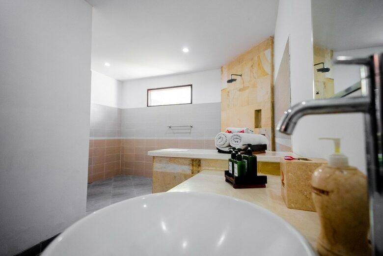 Hotel Discovery Candidasa Cottages And Villas