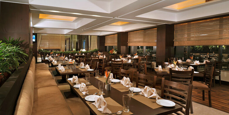 Hotel Country Inn & Suites By Carlson Sec-12