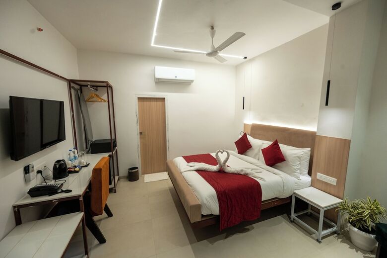 Hotel Varuna