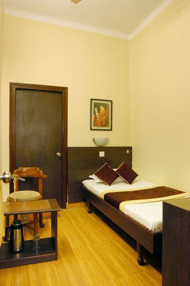 Hotel Varuna