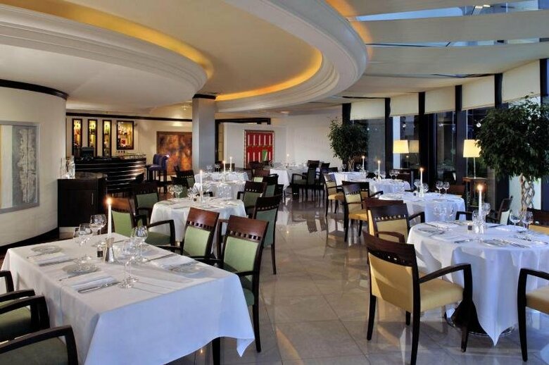 Hotel Le Royal Meridien Beach Resort And Spa